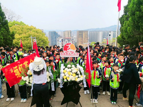 微信图片_20230407232441_副本.jpg