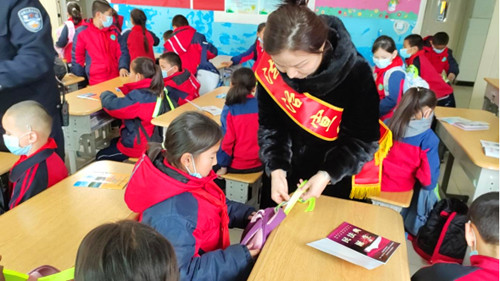 信息图片3_副本.jpg