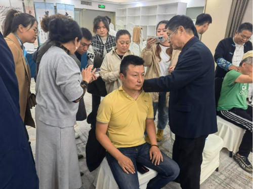QQ20241027-201201_副本.jpg