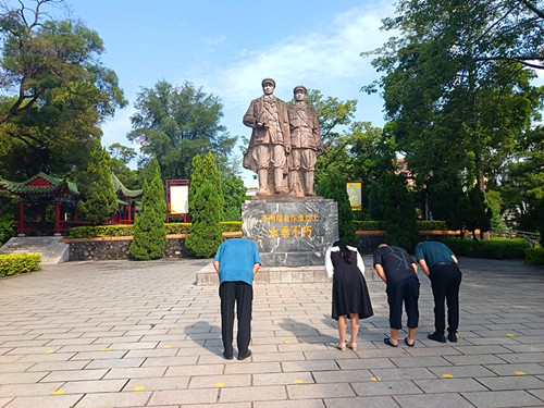 IMG_20250920_093827_BURST002_副本.jpg